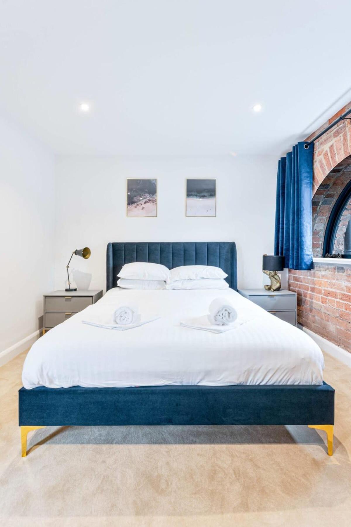Stunning 1 Bed Apartment In Burton-On-Trent Exterior photo